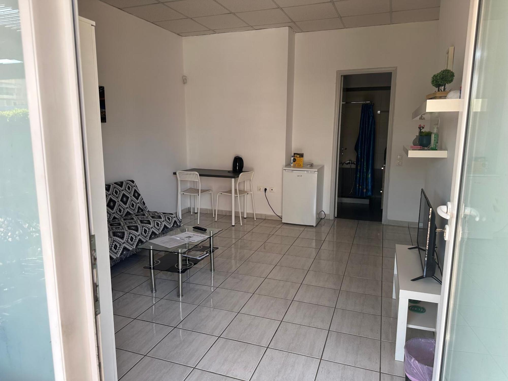 Marysapartments By The Airport Markópoulon Esterno foto